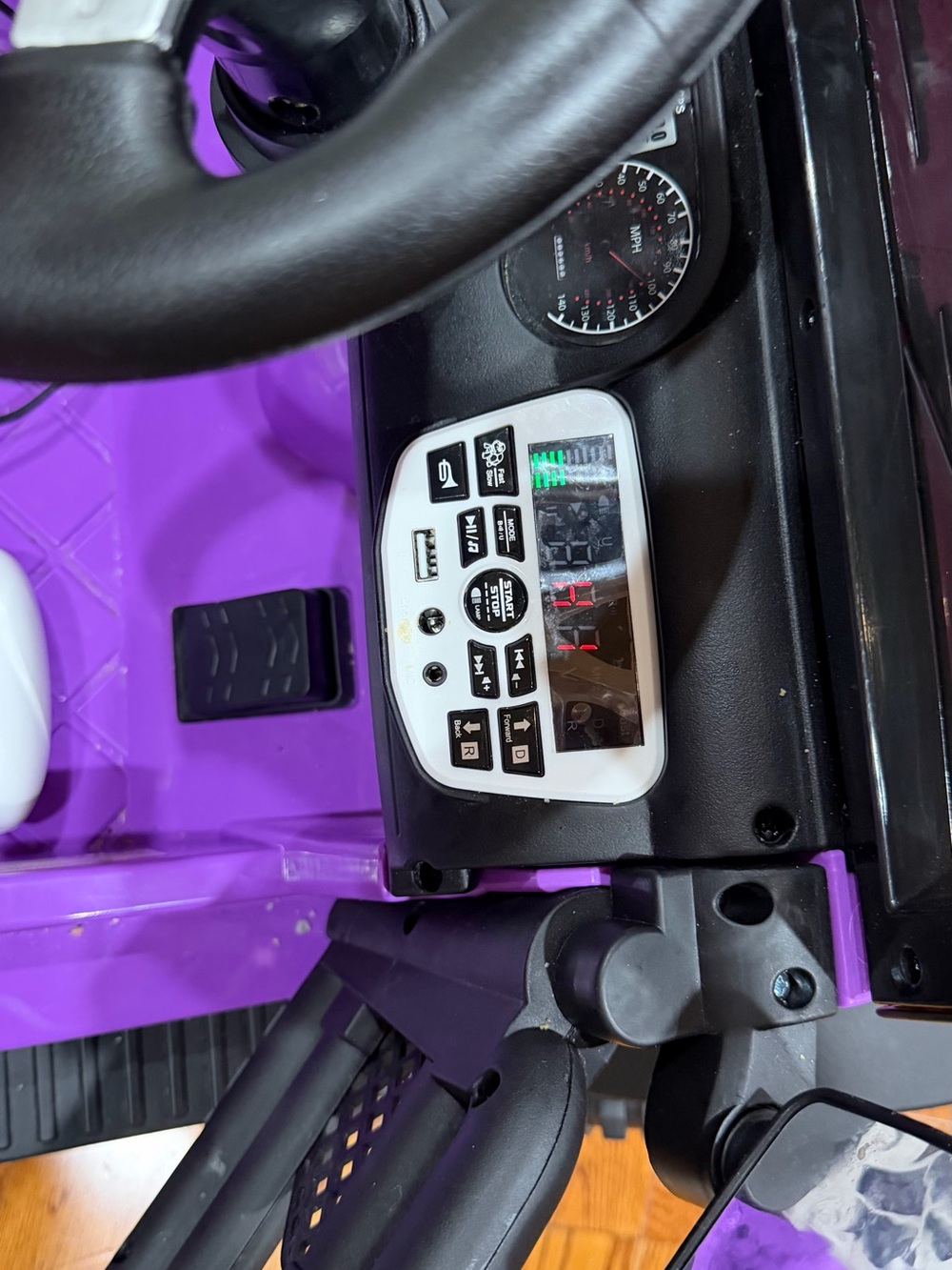 Purple Kids Ride-On Car with Remote Control - Picture 2 of 5